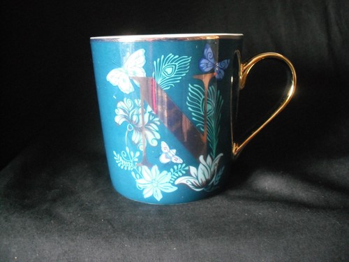 Fox ivy alphabet mug gold - fox,