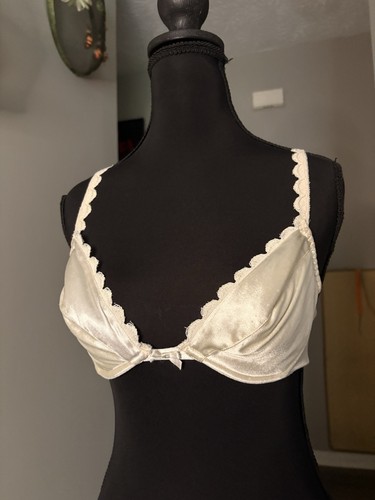 Vintage lovable scalloped - vintage,