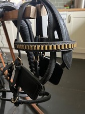 Horse Driving Harness, black leather harness in used condition. 