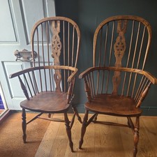 Antique Early 20th Century Matching Pair of Windsor Wheelback Chairs- Carver