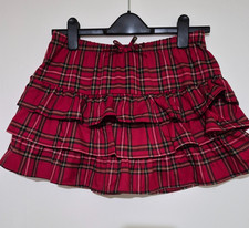 Red checked skirt H&M girl