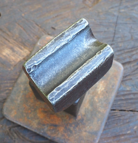 Exc blacksmith bottom - blacksmith,