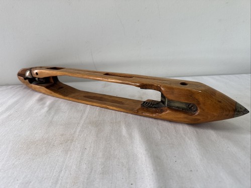Weaving shuttle wooden - shuttle.,
