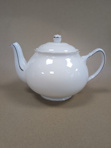 Duchess ascot bone - china, white