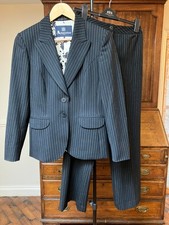 Aquascutum ladies 2 piece