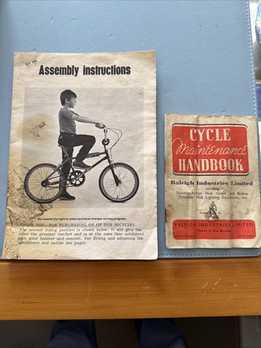 Vintage raleigh cycle - vintage,