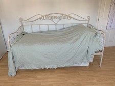 Laura Ashley - Alice Day Bed