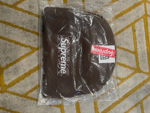 Supreme new era bandana - x, box