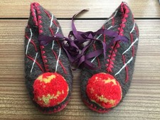 Minas Greek Slippers Pom Pom