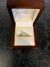 18ct white gold diamond