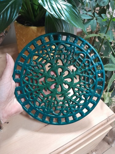 Vintage large green round - large,