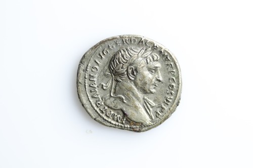 Traianus q r optimo - q,