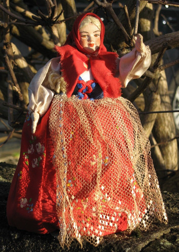 Vintage costume doll - vintage,