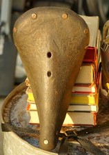 Vintage Ideale Leather Saddle