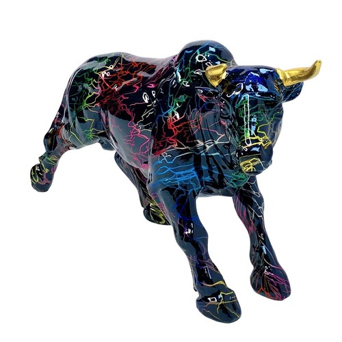 Bull statue ornament