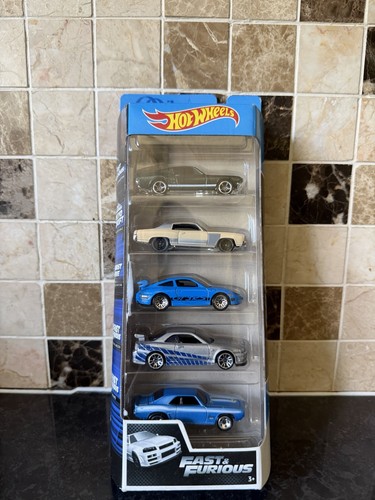 Hot wheels fast and furious - hot,