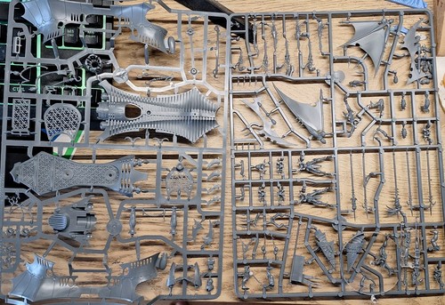 Drukhari raider new sprue - raider,