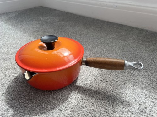 Creuset cast iron - le, pan