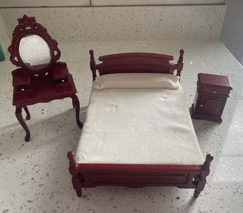 Dolls house wood bed bedside - ,