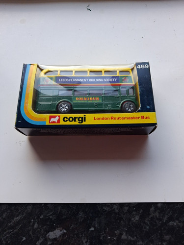 Corgi london bus 469 gauge - corgi,