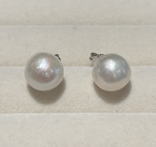 Genuine white baroque pearl - white,
