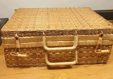 Wicker rattan picnic basket food hamper 15.75" x 12" vintage