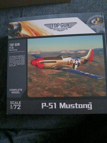 Top gun maverick p 51 - top,