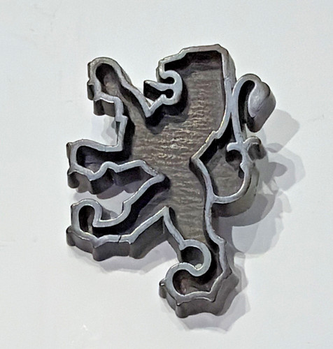 Peugeot vintage badge emblem - ,
