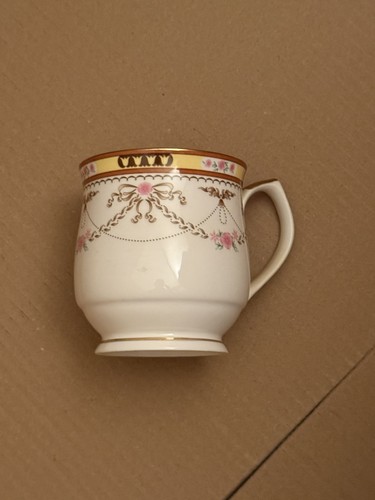 Queen china olde england - china, "olde