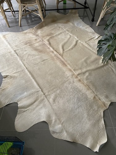 Large hyde skin rug wall - large,