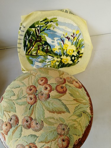 Vintage wooden foot stool - wooden,