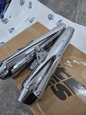 Triumph Speed Twin 1200 / Thruxton 1200 Vance And Hines Exhaust Cans