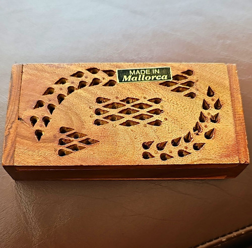 Made mallorca carved - in,