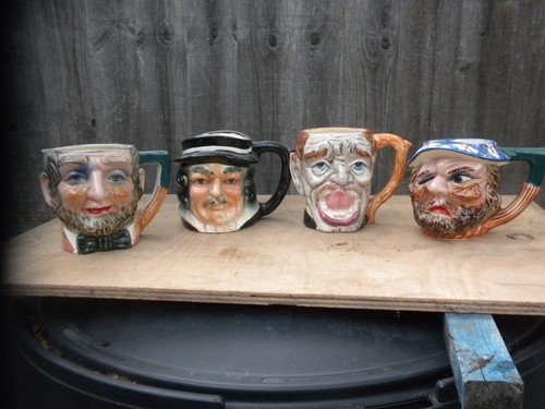 Toby character jug - /,