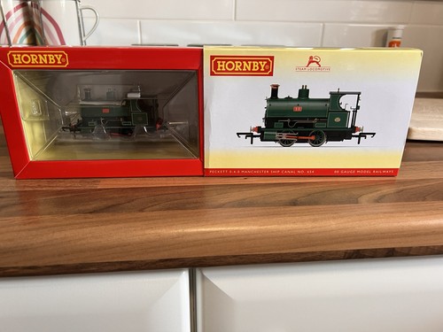 Hornby r3428 peckett 11 - hornby,
