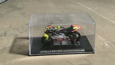 APRILIA RSW250 Valentino ROSSI NASTRO AZZURO 1999  1/24 Deagostini
