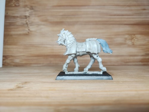 Warhammer armoured chaos horse - chaos,