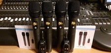 4 x Wireless microphones