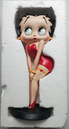 Betty boop figurines posing - boop,