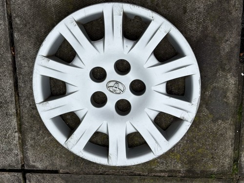 Toyota avensis wheel - wheel, trim