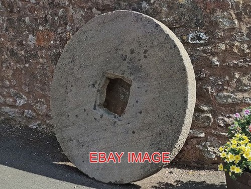 Photo mill stone blackmore - photo,