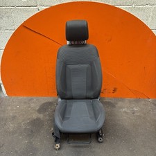 Ford fiesta front - seat, 5
