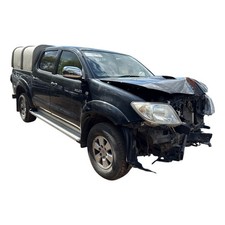 TOYOTA HILUX MK6 MK7 BREAKING