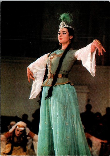 Russian dancers azerbaijan - russian,