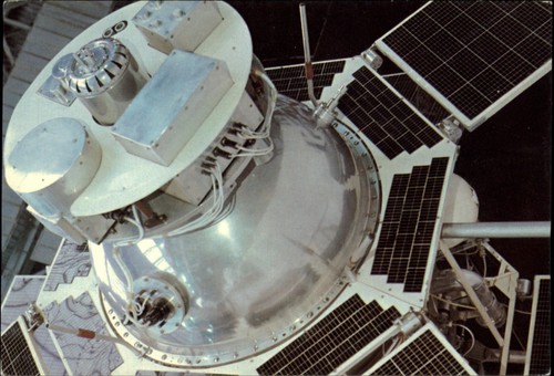 Sputnik intercosmos earth - i,