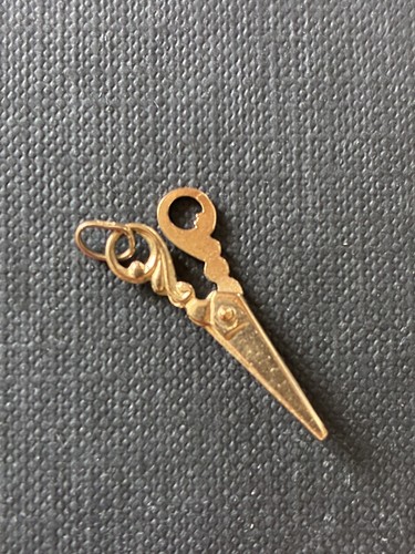 Vintage 9ct yellow gold - vintage,