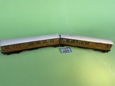 Hornby Dublo Two Car Articulated Coach Set With Connector & Bogie, No Box.