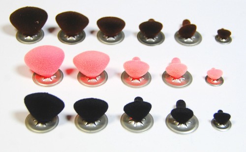 Flock triangle noses with - triangle,