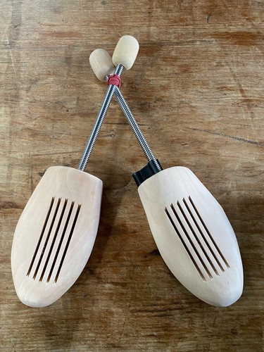 Quality new wooden - wooden, shoe