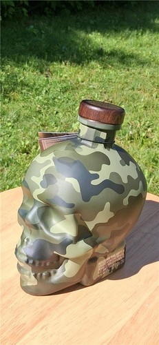 Camo skull crystal head - camo, vodka